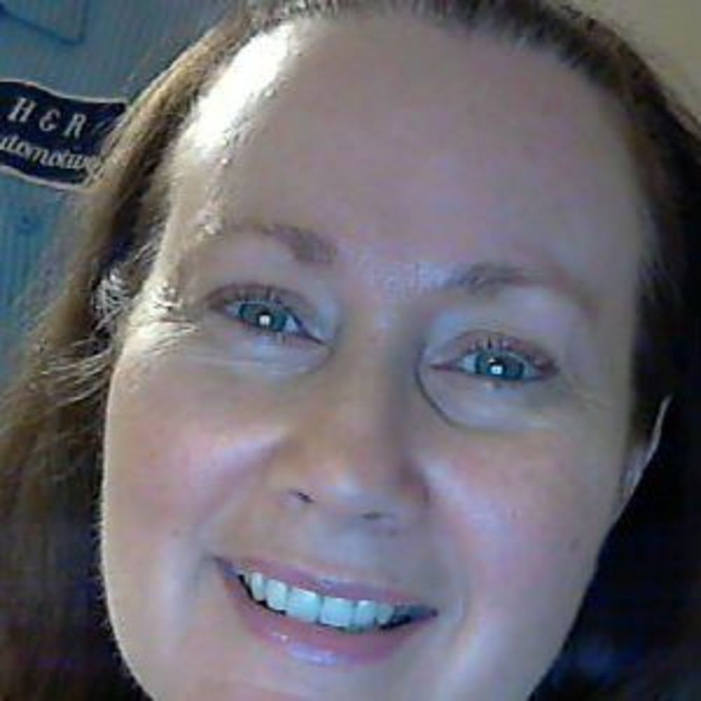 Meet your Posher, Dana